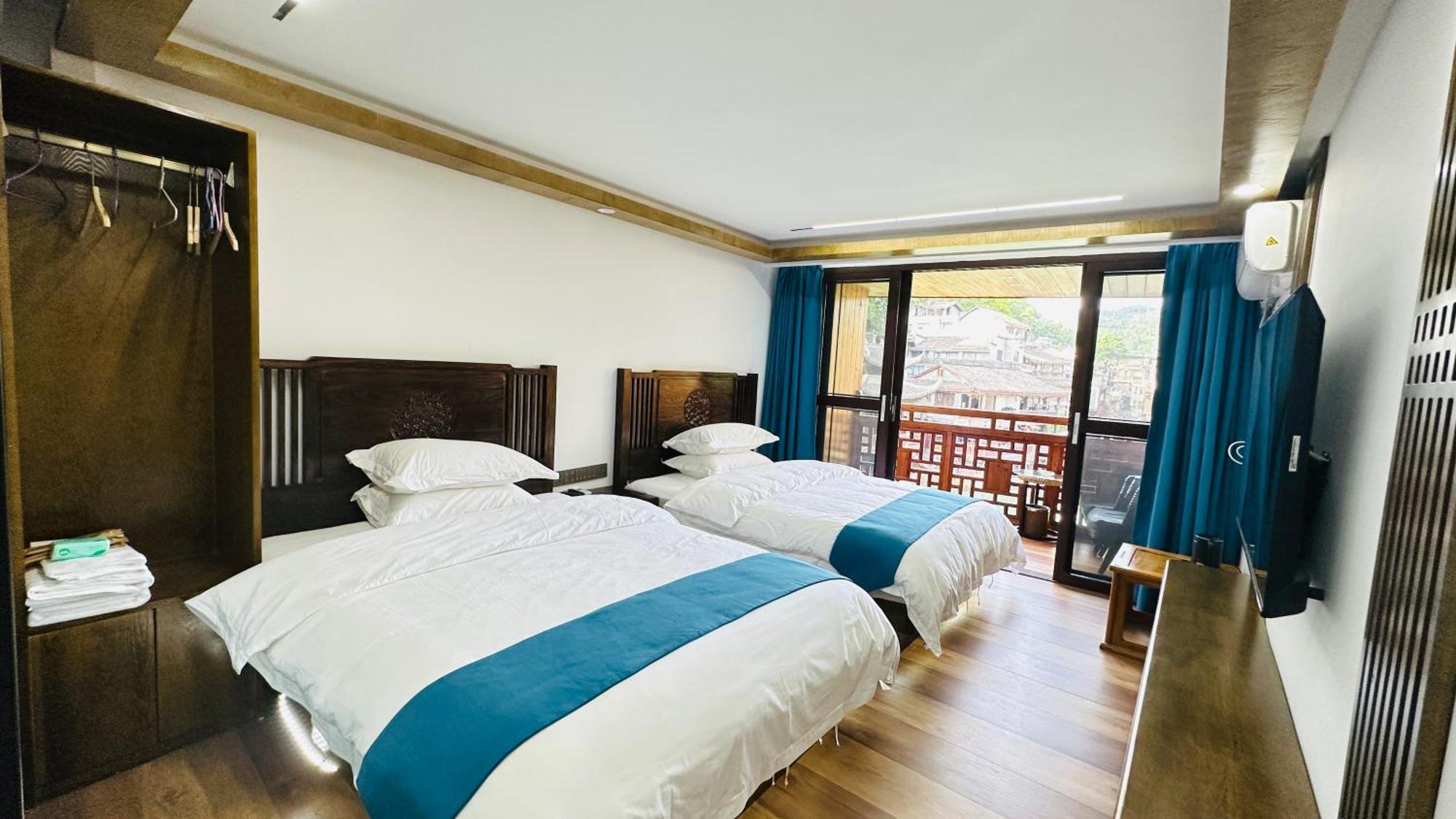 Lqj Riverside Guest House فنغهوانغ المظهر الخارجي الصورة