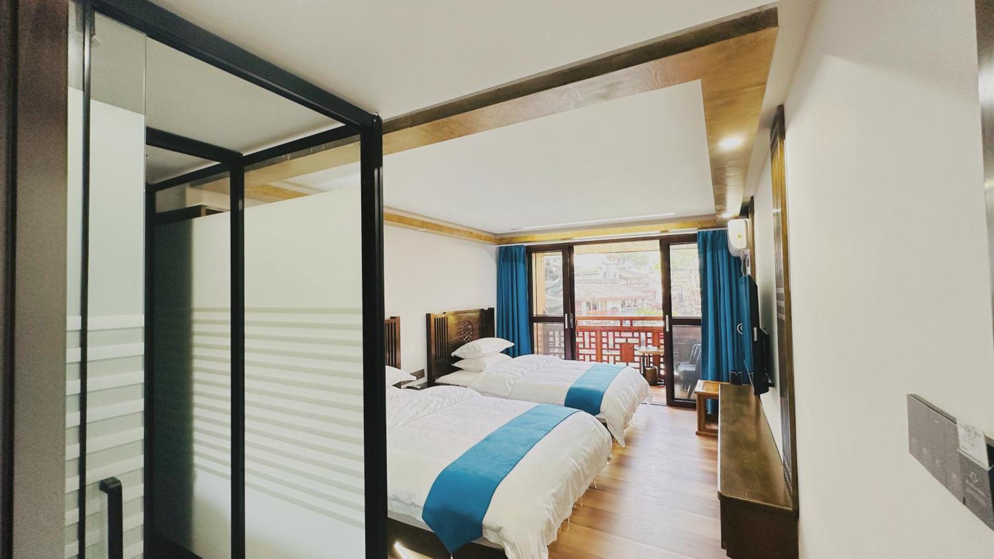 Lqj Riverside Guest House فنغهوانغ المظهر الخارجي الصورة